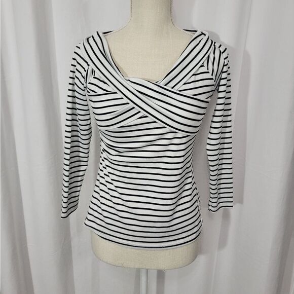 Mixfeer Women's Off Shoulder Casual Top With Long Sleeves Striped Criss Cross - Picture 3 of 9